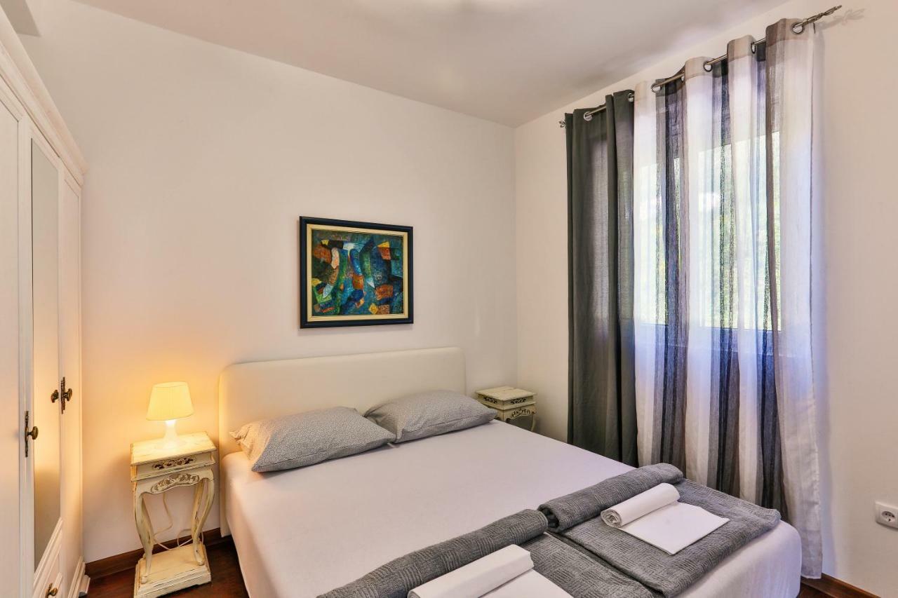 Apartmani Visum Sveti Stefan Exterior photo
