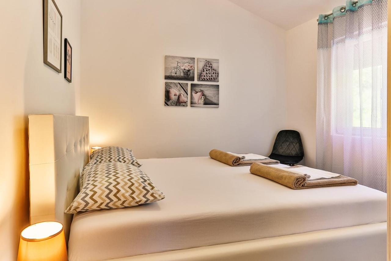 Apartmani Visum Sveti Stefan Exterior photo